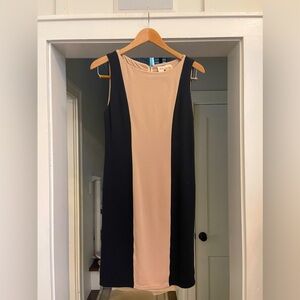 Alice + Olivia Scoop dress. Size 4